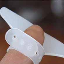 Load image into Gallery viewer, Kitchen Accessories Plastic Finger Guard Protect Your Finger Hand Not Hurt Cut Vegetable Tools Safety Finger Protector Gadget - hameshasastastore