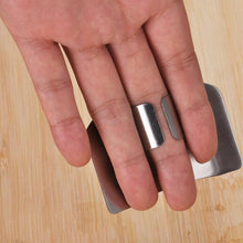 Load image into Gallery viewer, 1 Pcs Finger Guard Protect Finger Hand Cut Hand Protector Knife Cut Finger Protection Tool Stainless Steel Kitchen Tool Gadgets - hameshasastastore